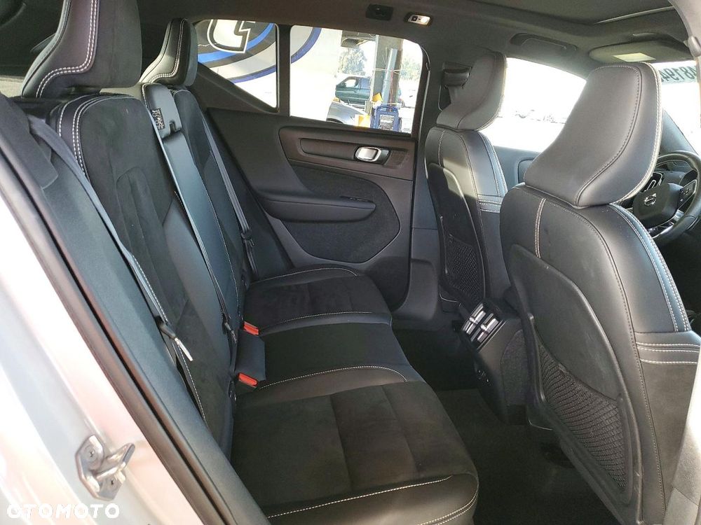 Volvo XC 40 T5 AWD Geartronic R-Design - 7