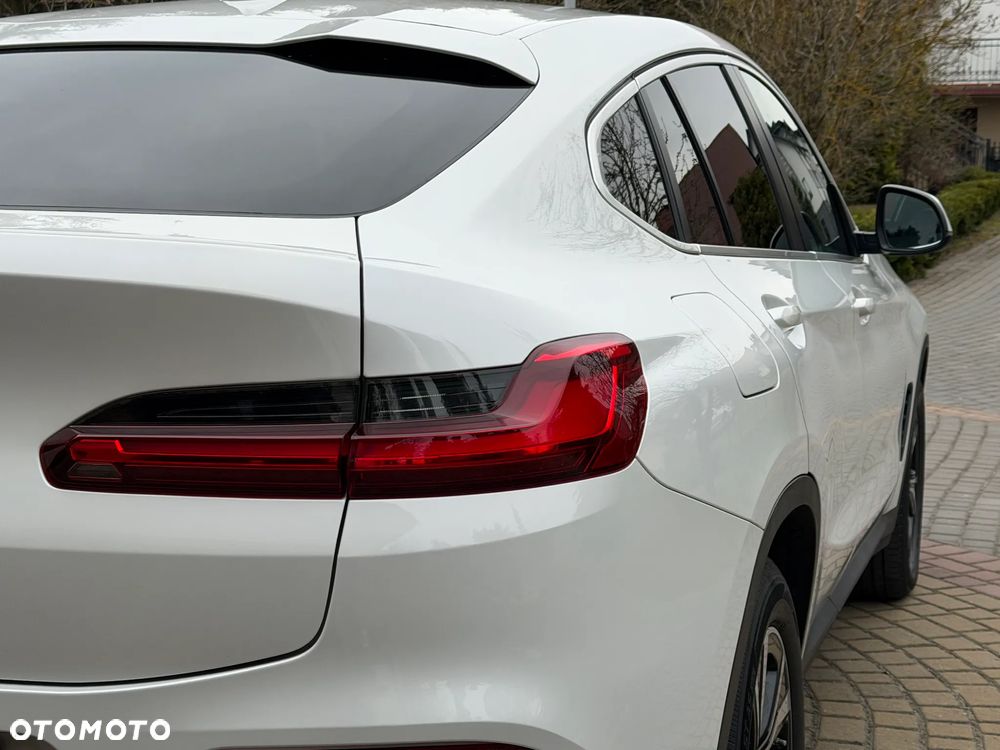 BMW X4 xDrive20d Advantage - 5