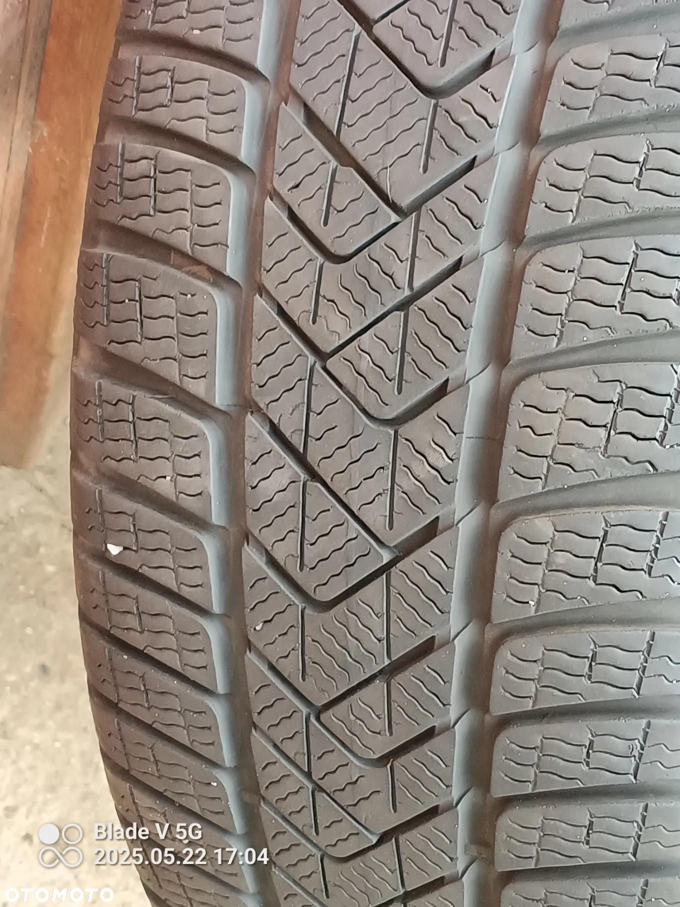 Felgi z oponami zimowymi 235/45 R18 Volvo V60 S60 R-Design - 9