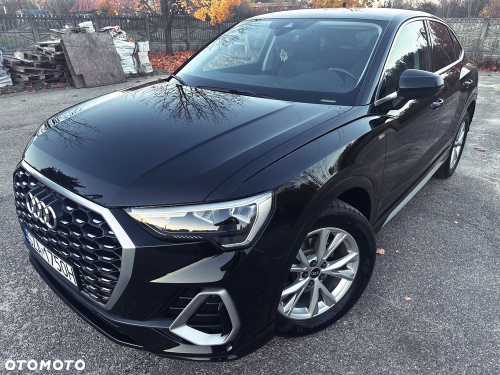 Audi Q3 2021 photo 2