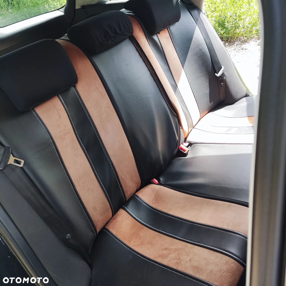 Audi A4 Avant 2.0 TDI - 12