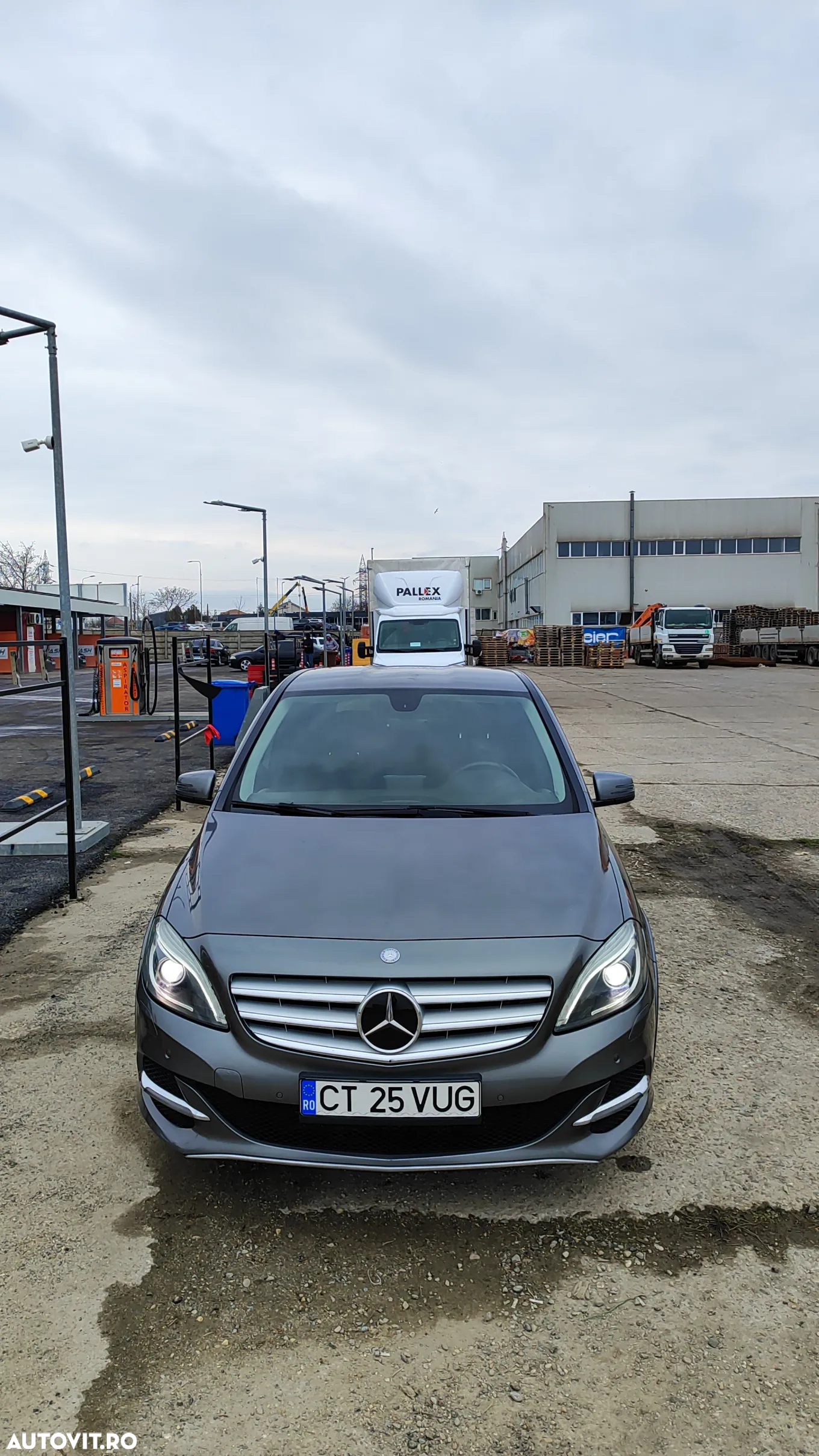 Mercedes-Benz B 200 (Natural Gas Drive) c 7G-DCT - 11
