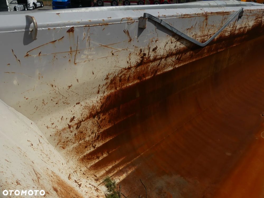 Meiller WYWROTKA STALOWA 26m3/ RYNNA / PRZEBIEG 130 TYS KM / - 34