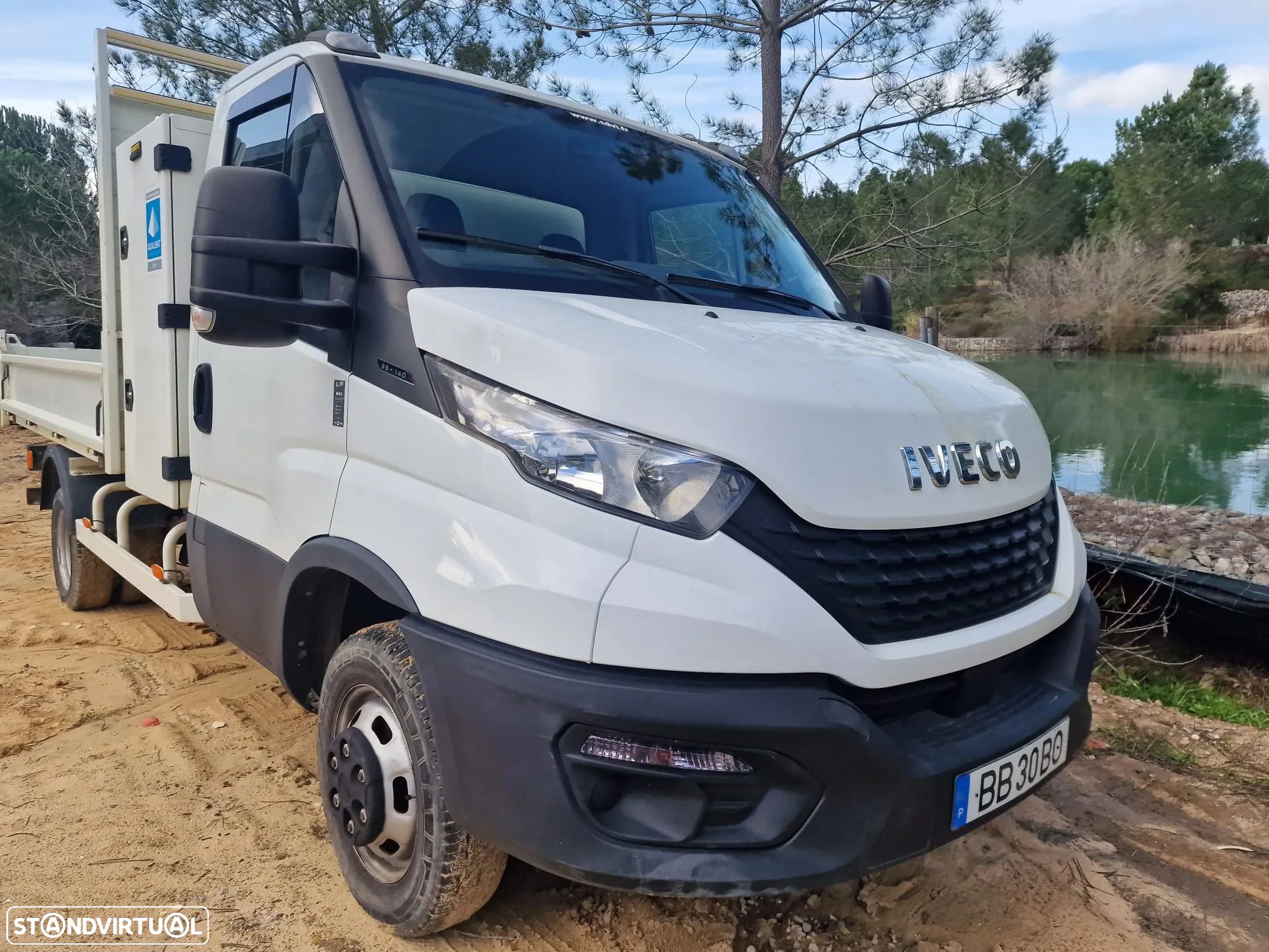 Iveco 2.3 35 C14 3000 CD - 1