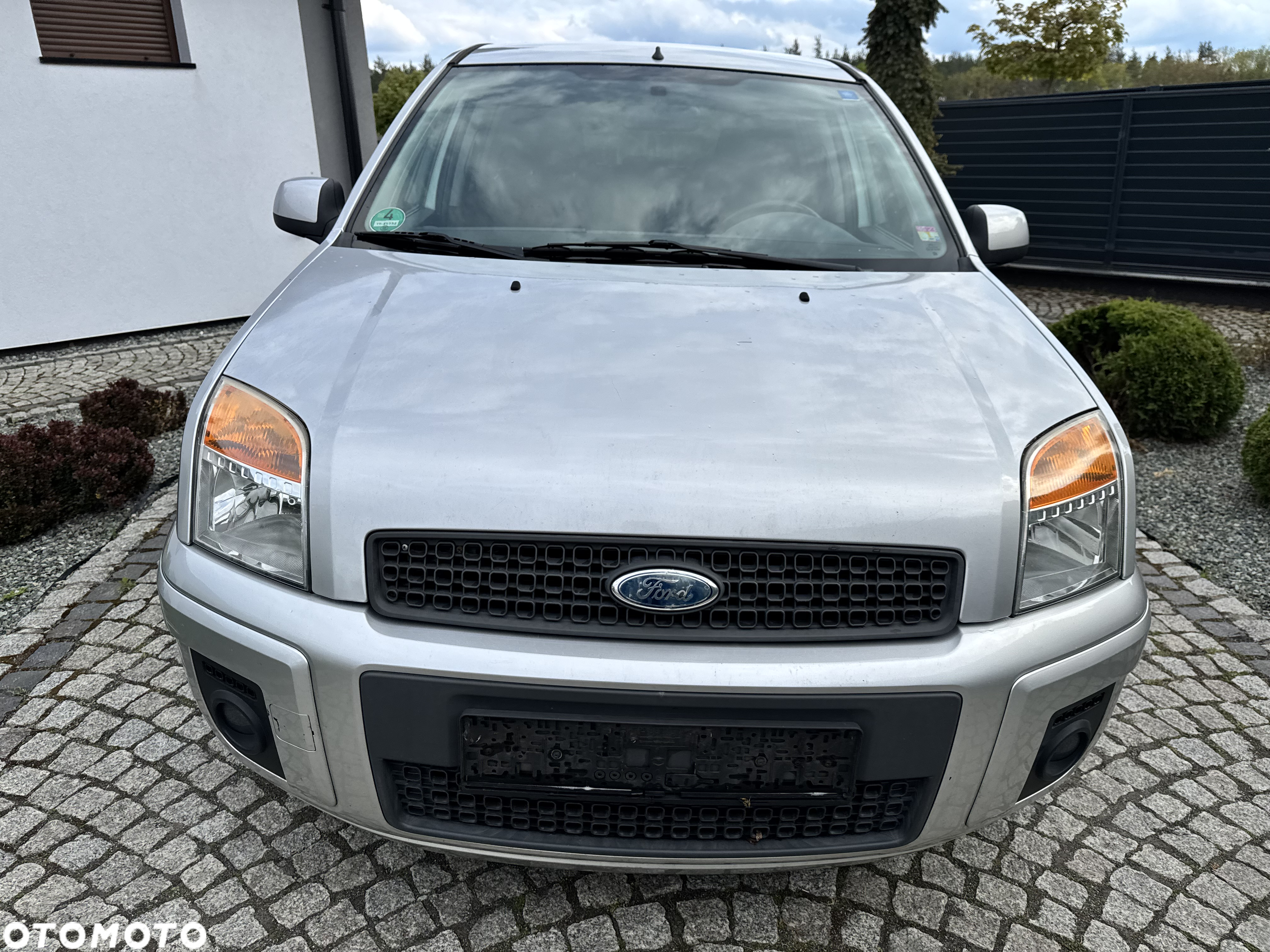Ford Fusion - 5