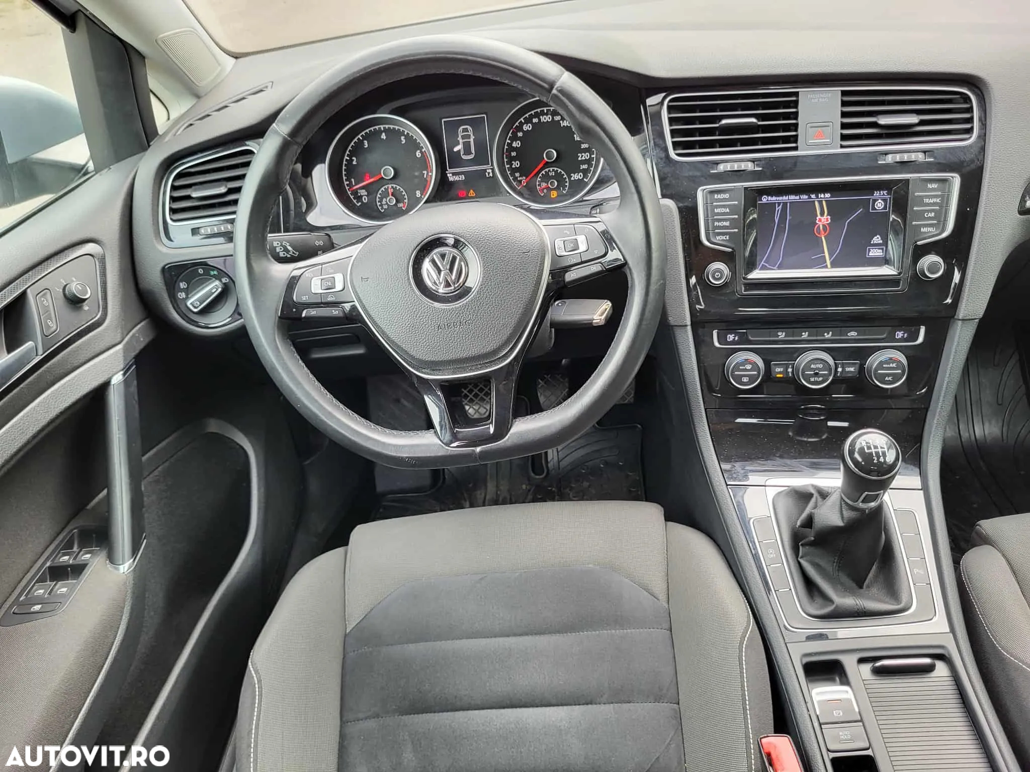 Volkswagen Golf 1.4 TSI BlueMotion Technology Comfortline - 3