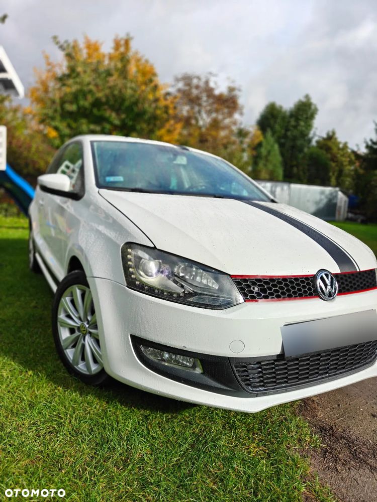 Volkswagen Polo - 1