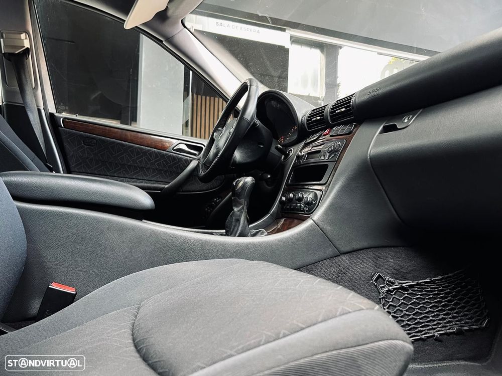 Mercedes-Benz C 200 CDi Elegance - 21