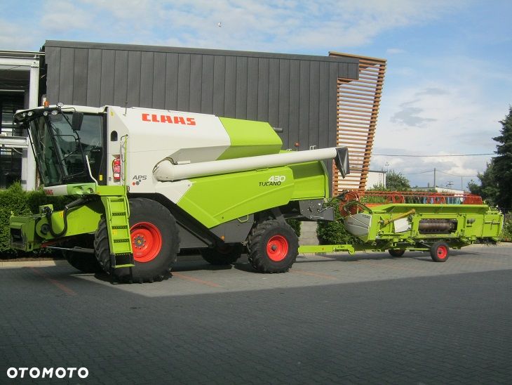 Claas TUCANO 430 APS - 4