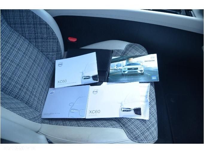 Volvo XC 60 D4 AWD Momentum - 20