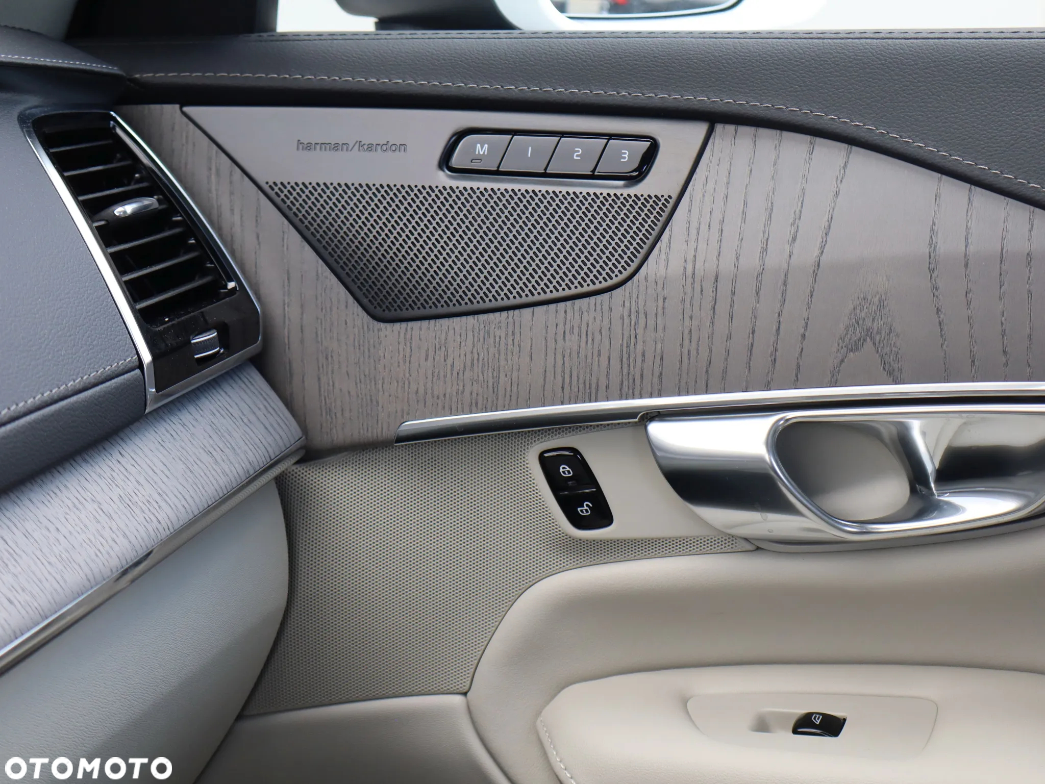 Volvo XC 90 B5 B AWD Plus Bright 7os - 26