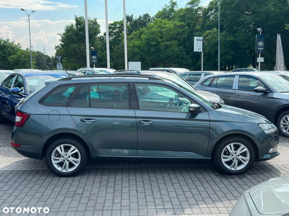 Skoda Fabia 1.0 TSI Ambition Plus - 4