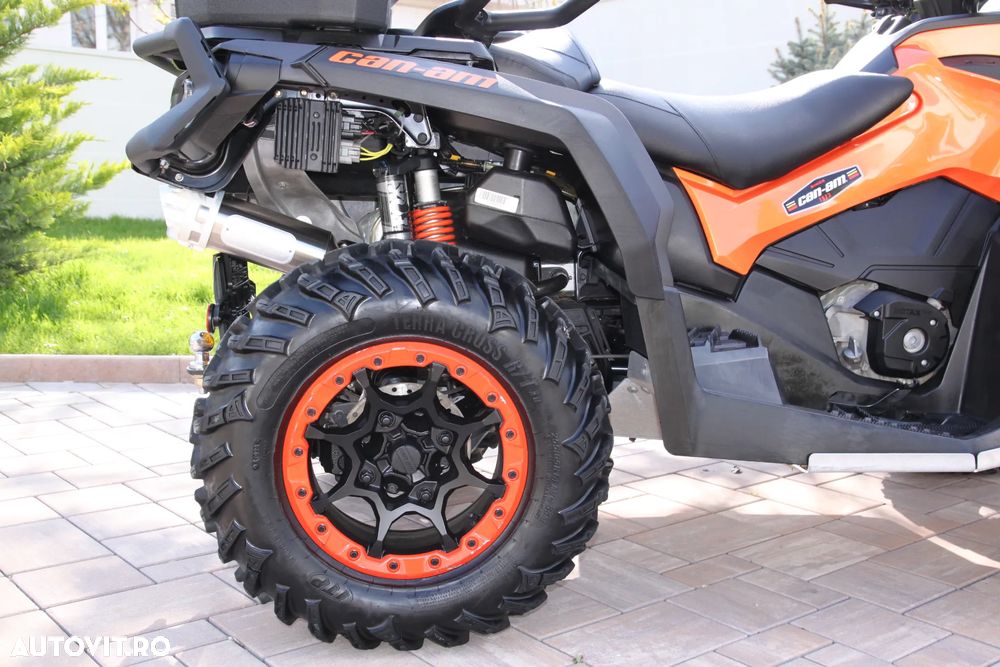 Can-Am Outlander Max - 4