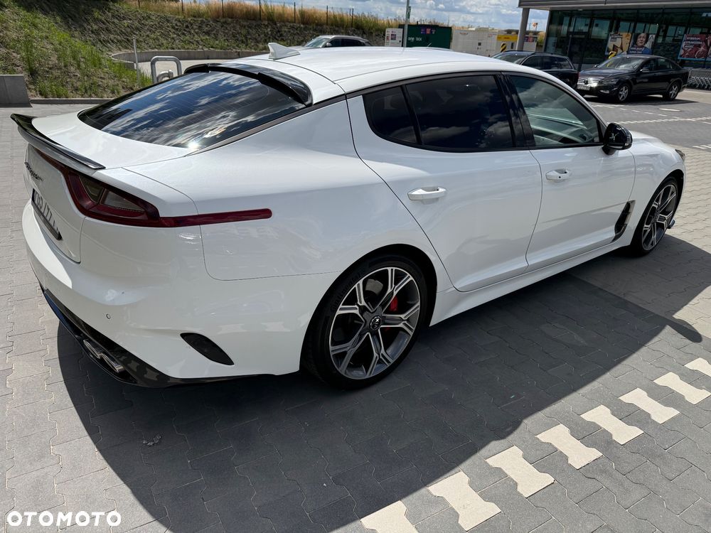 Kia Stinger 2.0 T-GDI GT Line - 22