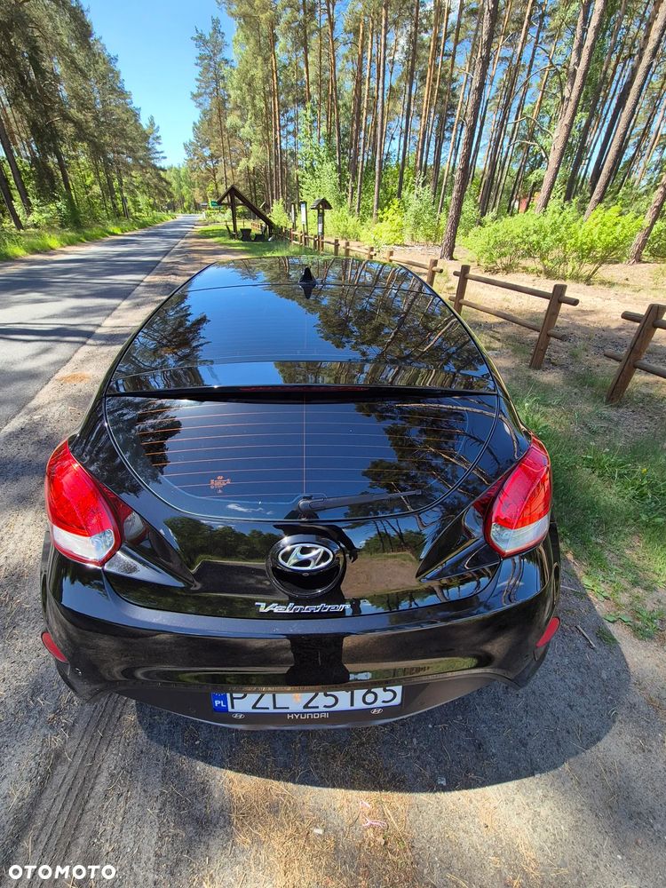 Hyundai Veloster 1.6 T-GDI Executive - 5