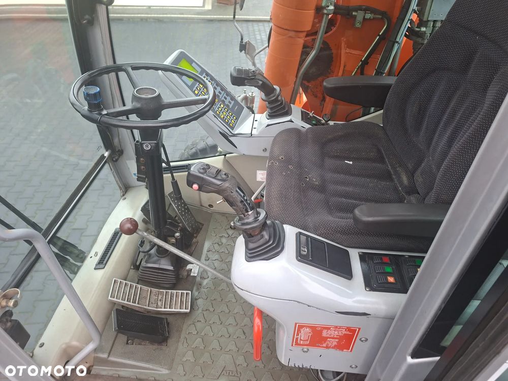 Atlas 1305 ROTOTILT - 10