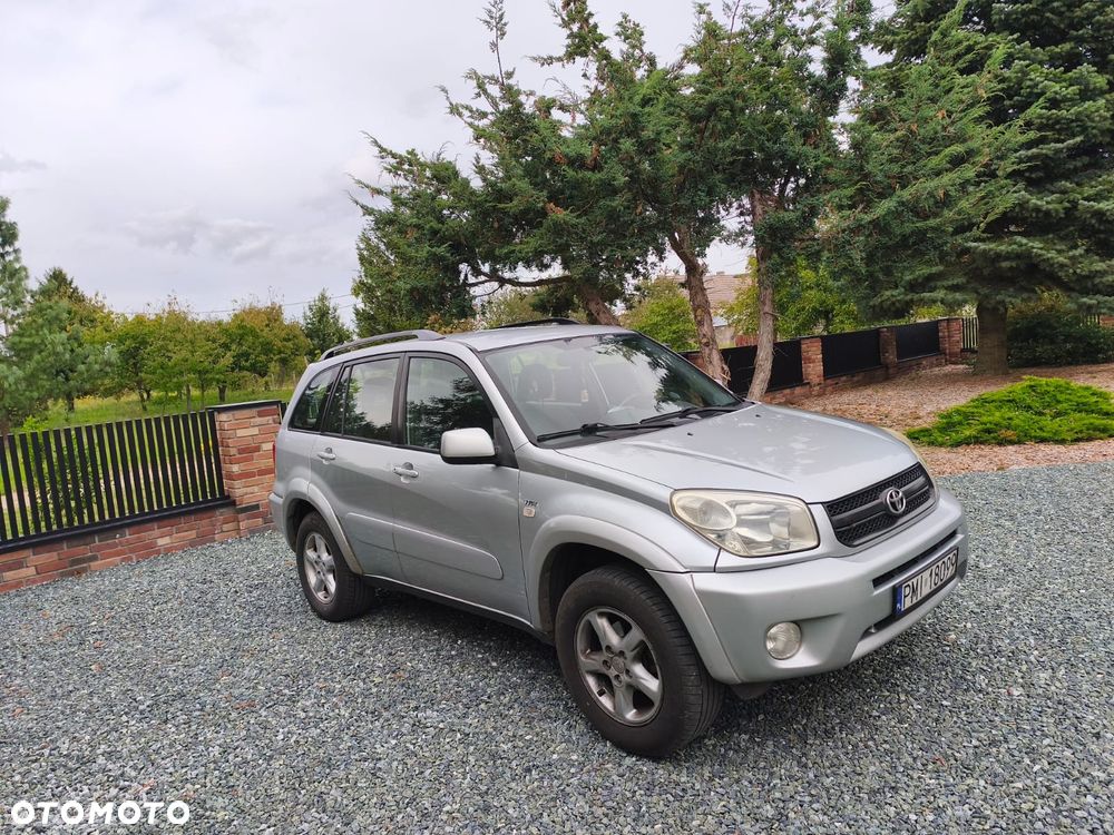 Toyota RAV4 - 2