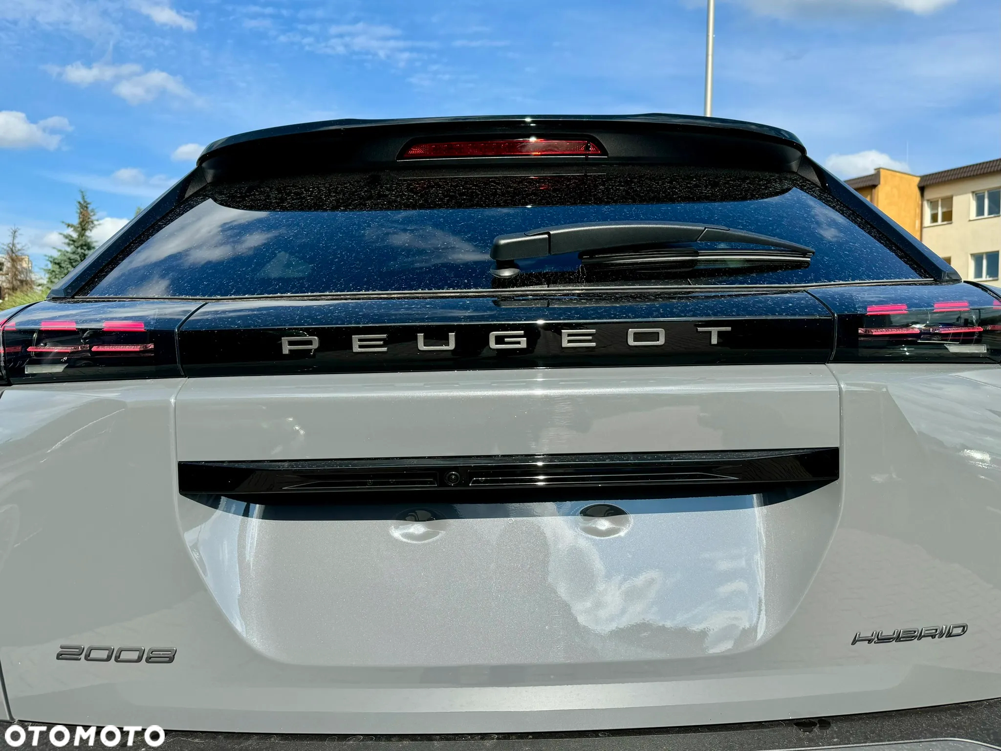 Peugeot 2008 PureTech mHEV GT e-DCS6 - 11