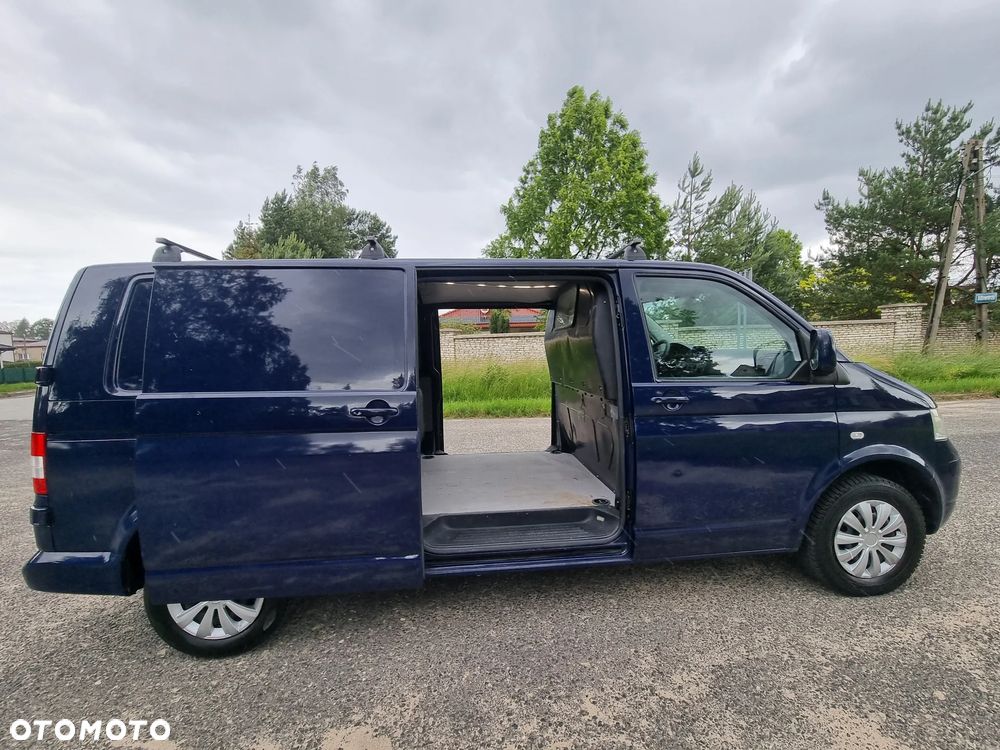 Volkswagen Transporter T5 - 2