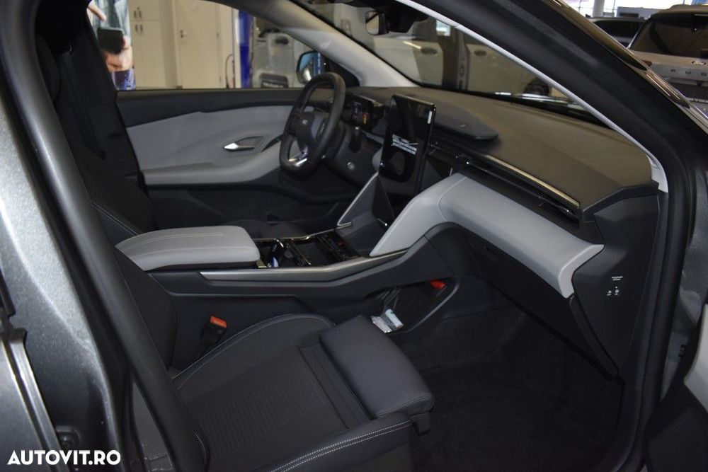 Ford Explorer RWD 77 kWh Extended Range Select - 11