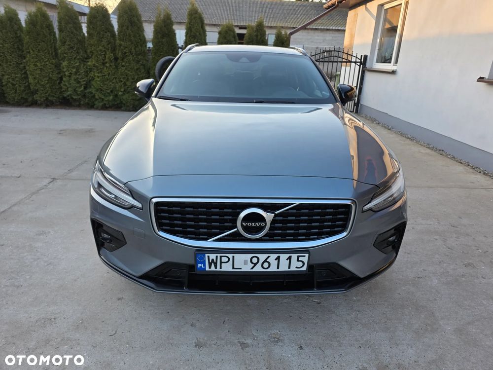 Volvo V60 D4 R-Design - 1