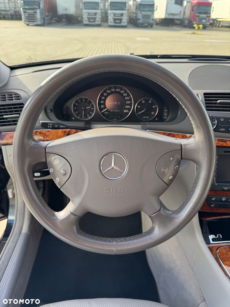 Mercedes-Benz Klasa E - 18