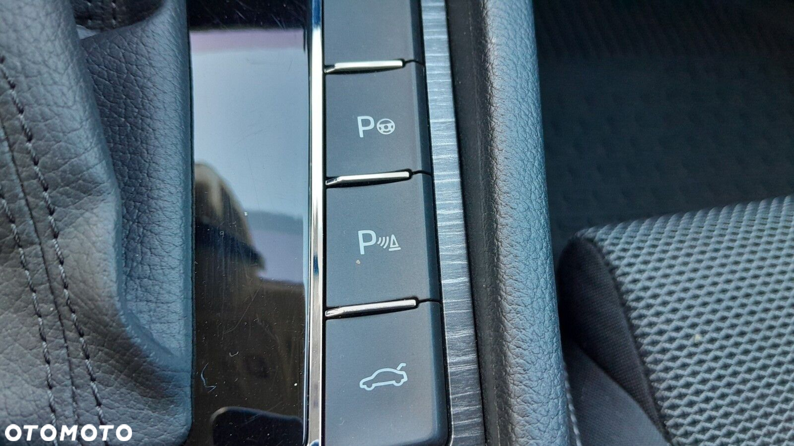 Skoda Superb 2.0 TDI SCR Style DSG - 14