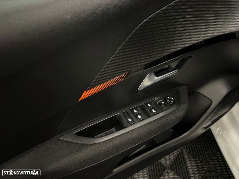 Peugeot e-208 50 kWh Active Pack - 52