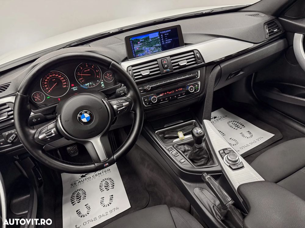 BMW Seria 3 320d Sport Line - 23
