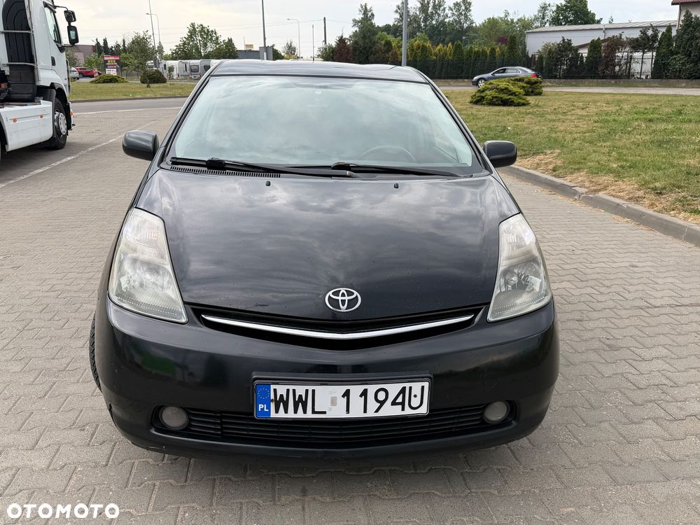 Toyota Prius 1.5 VVT-i Prestige - 2