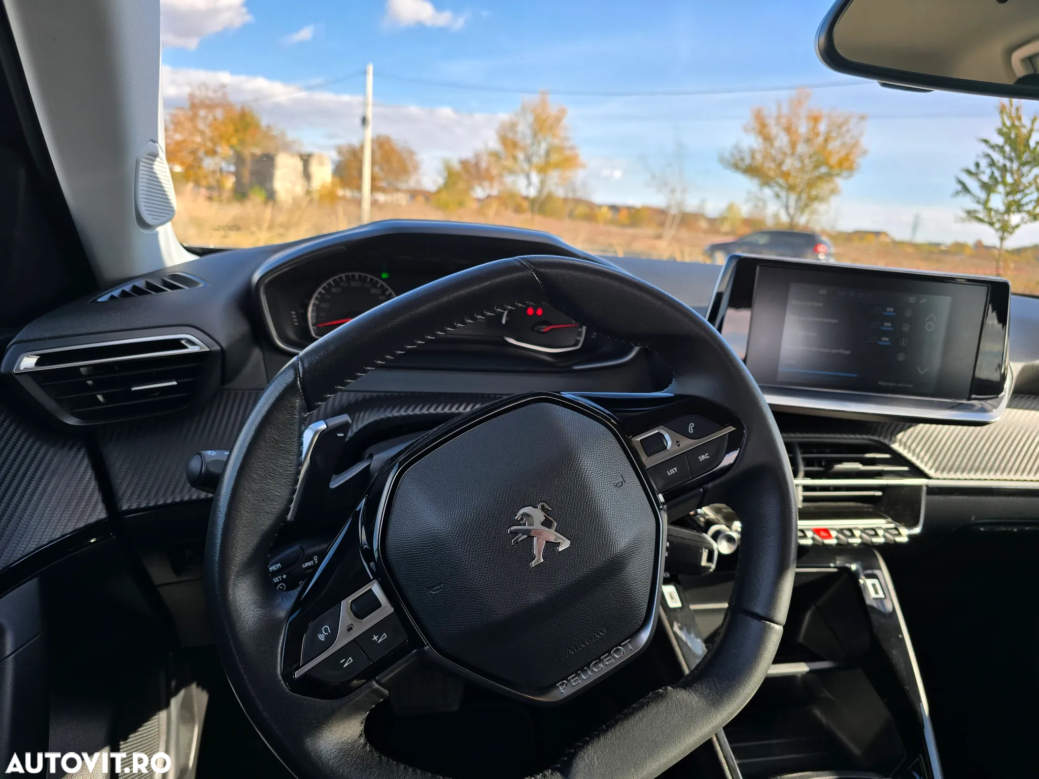 Peugeot 2008 1.5 BlueHDI 130 S&S EAT8 Allure - 8