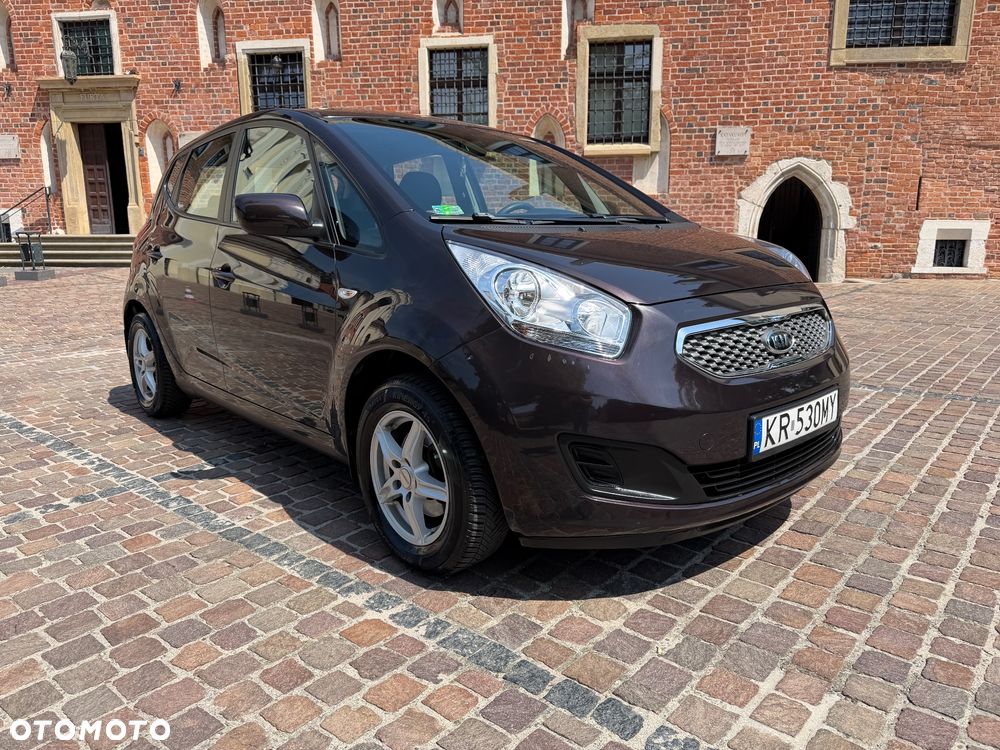 Kia Venga - 19