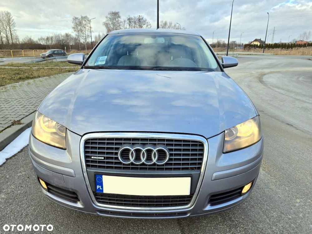 Audi A3 Sportback 2.0 TDI quattro Attraction - 31