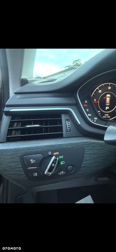 Audi A4 Avant 40 TDI S tronic S line - 13