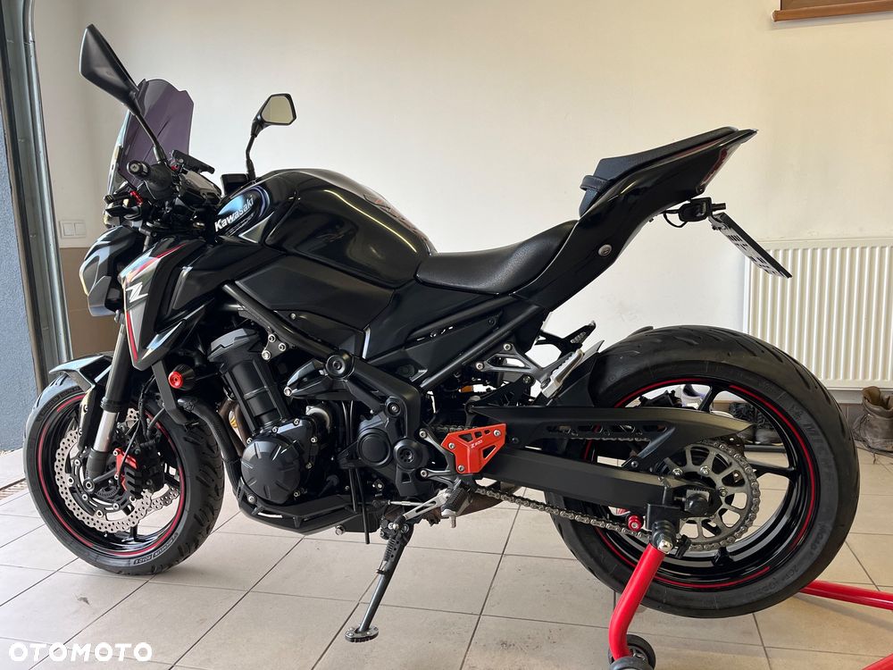 Kawasaki Z 900 - 5