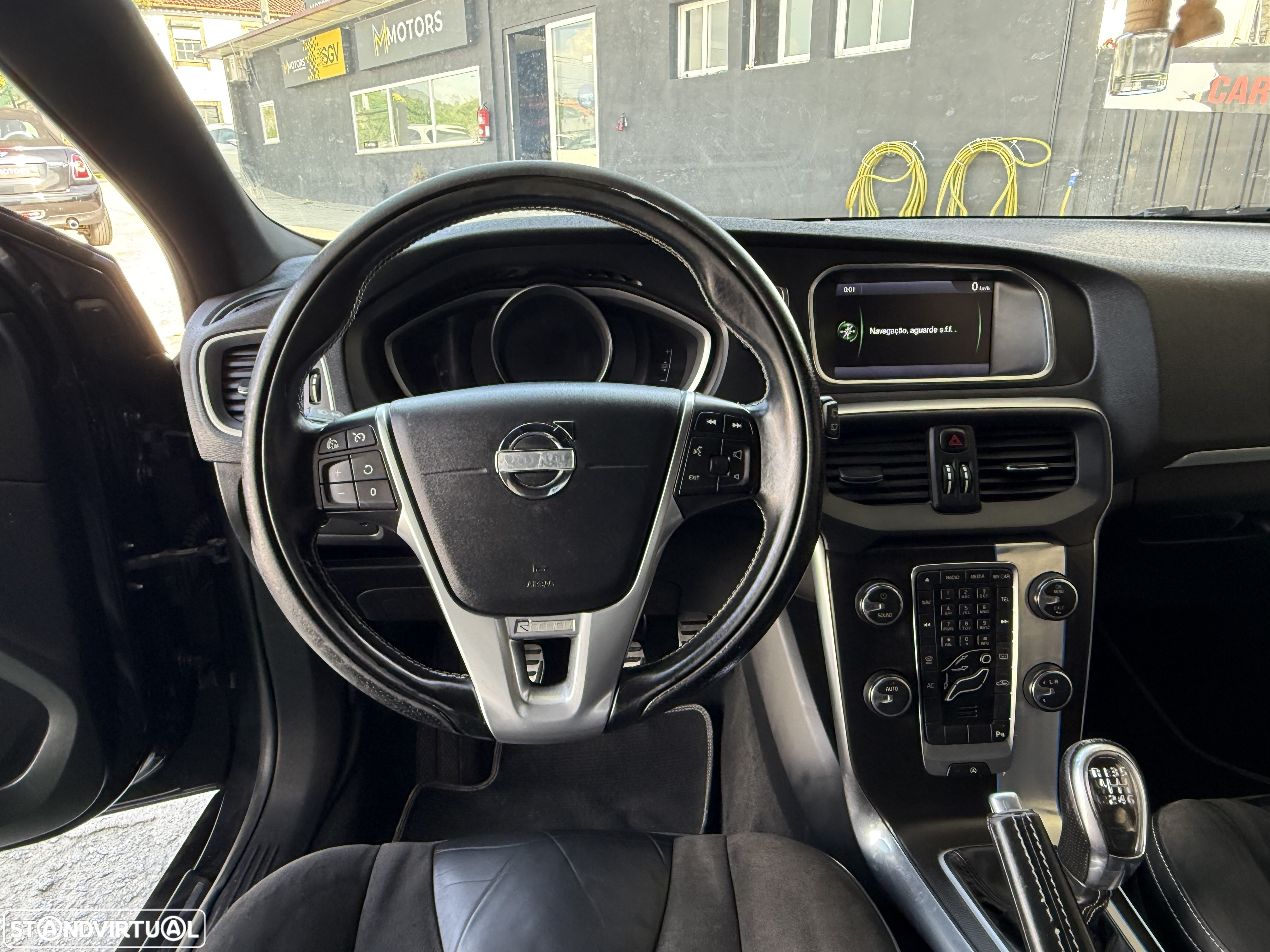 Volvo V40 1.6 D2 Eco R-Design - 10