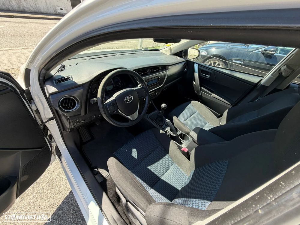 Toyota Auris 1.4 D-4D ACtive+AC - 7
