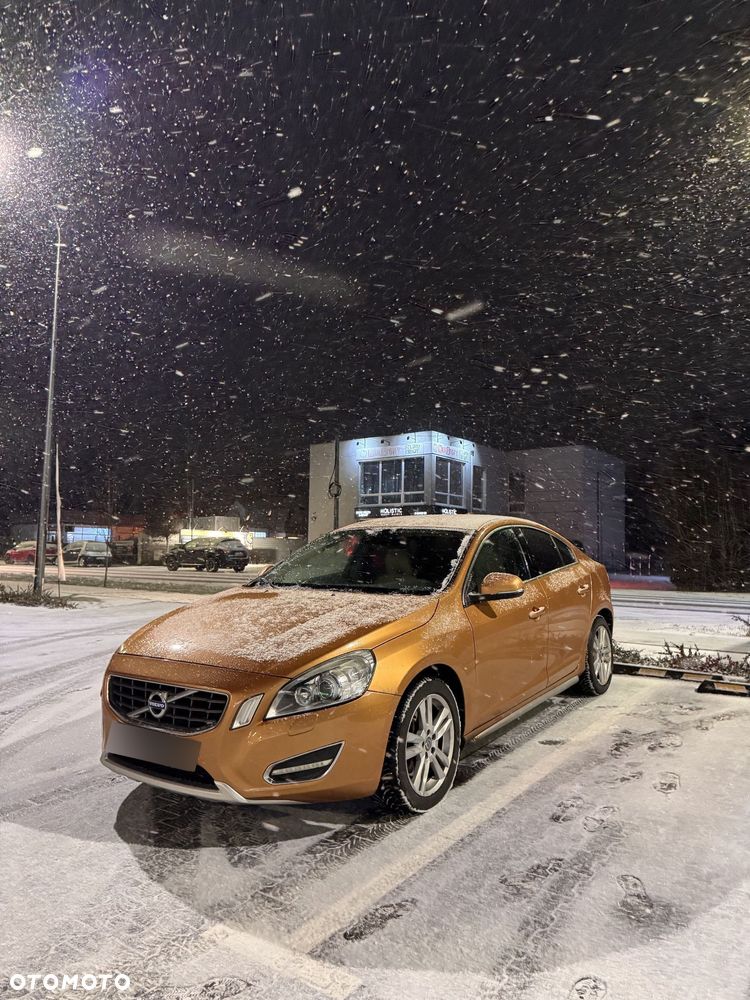 Volvo S60 D5 Summum - 6