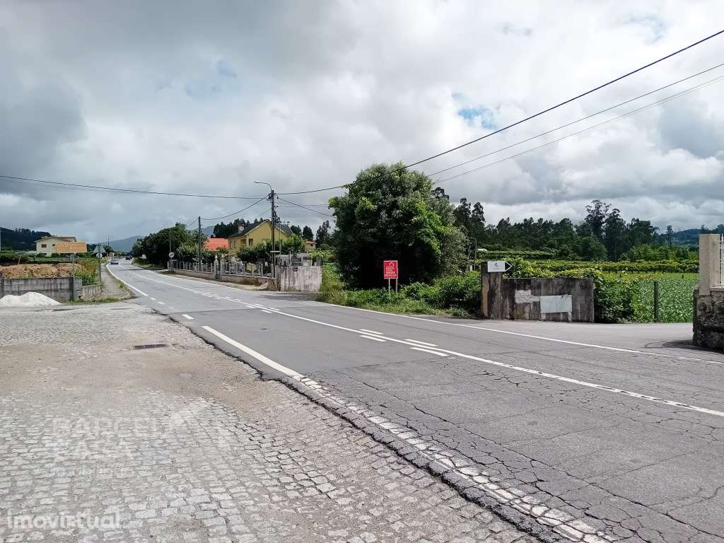 Terreno de construção em Balugães - Barcelos - Grande imagem: 2/6
