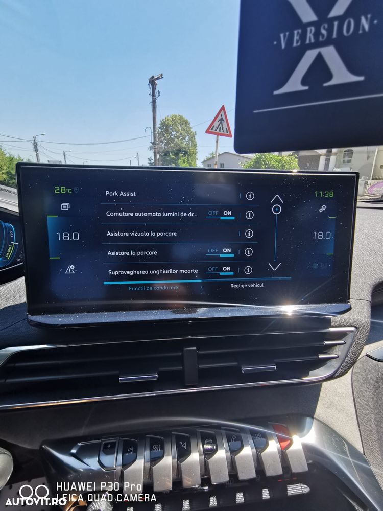 Peugeot 3008 PHEV 300 EAT8 4X4 GT - 30