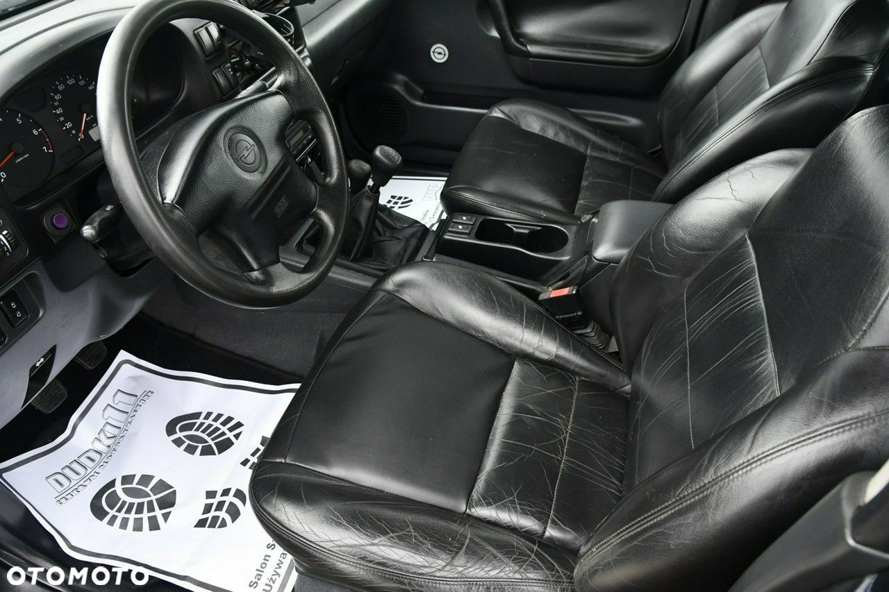 Opel Frontera - 15