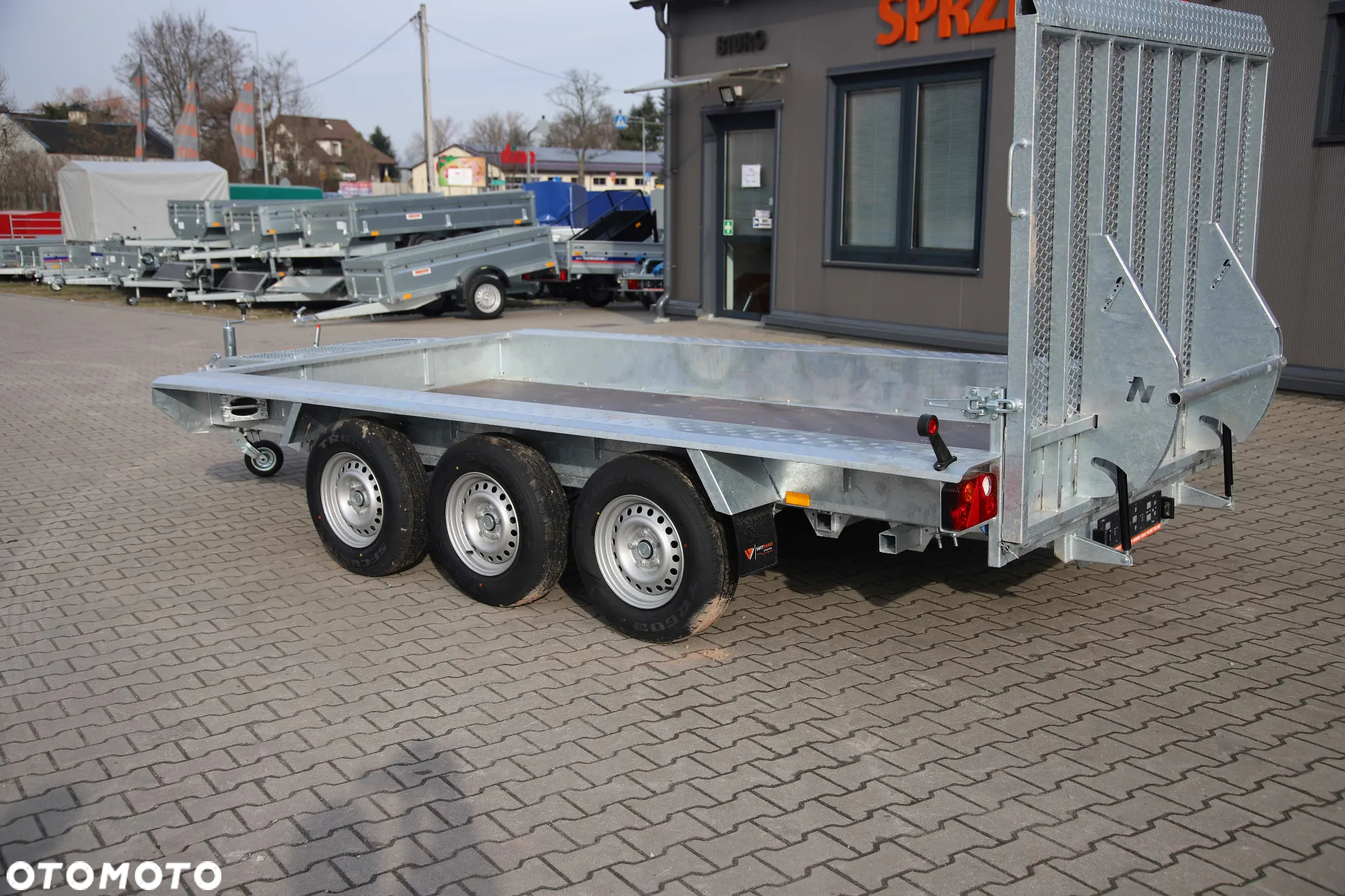 Niewiadów Przyczepa pod minikoparkę/sprzęt budowlany 400x180x25cm TRAP WJAZDOWY 3 OSIE DMC 3500kg BARDZO MOCNA!!! - 5
