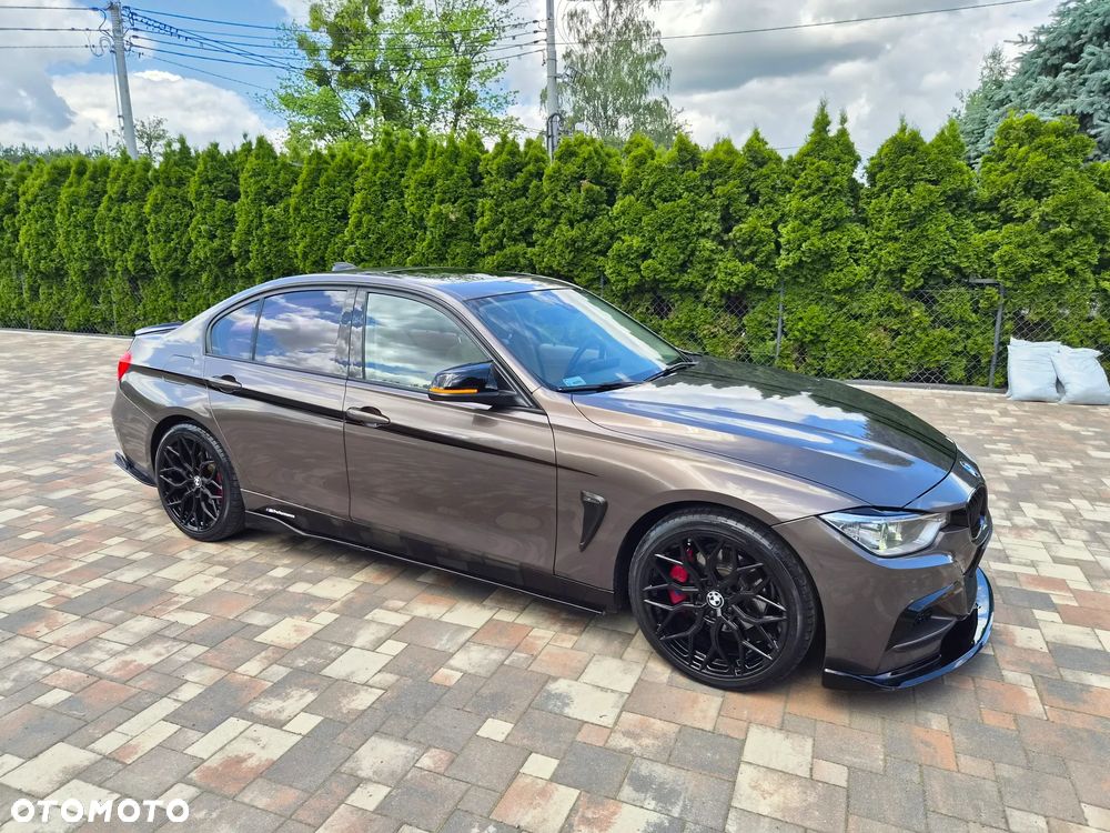 BMW Seria 3 328i - 8