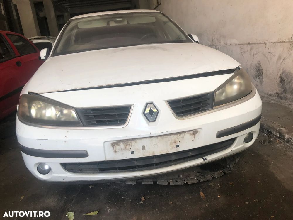Bara fata Renault Laguna 2 facelift alb 2005 - 4