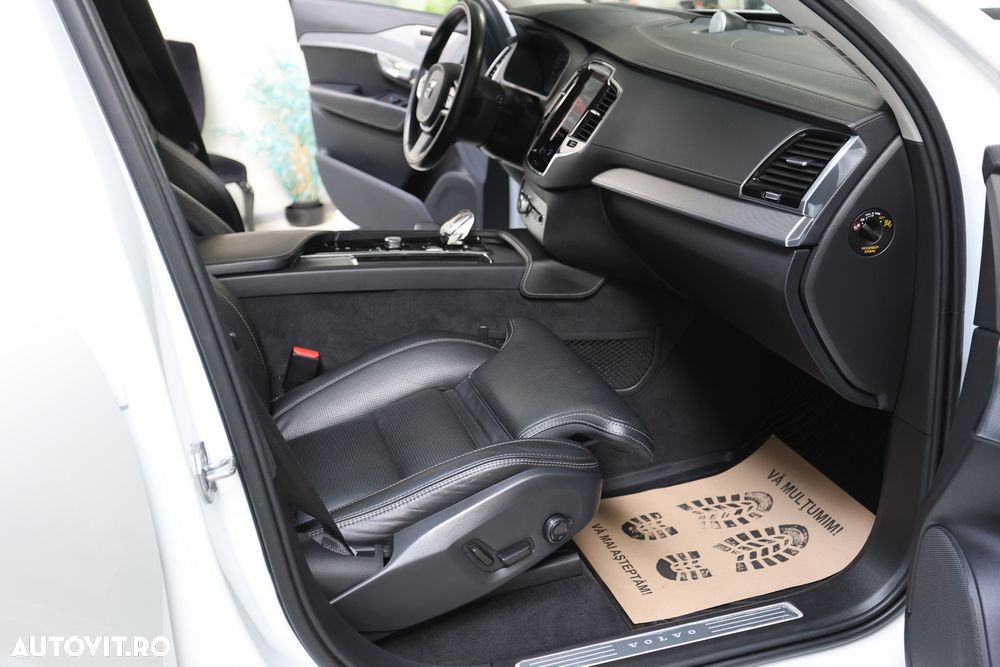 Volvo XC 90 T8 AWD Twin Engine Geartronic Inscription - 8