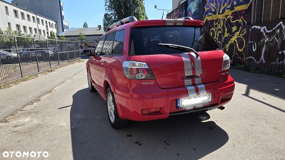 Mitsubishi Outlander 2.0 Turbo 4WD - 17