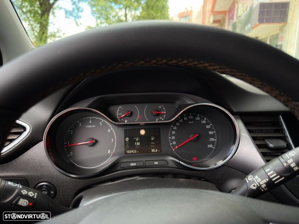 Opel Crossland X 1.2 T Innovation J17 - 19