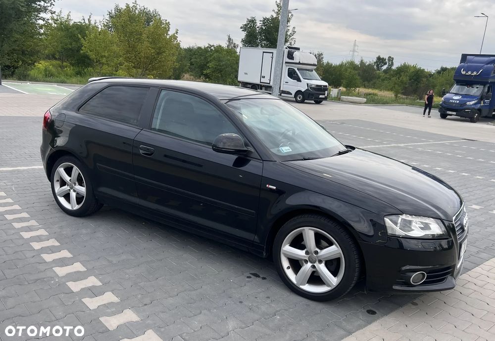 Audi A3 3-drzwiowe 1.6 TDI DPF Ambition - 13
