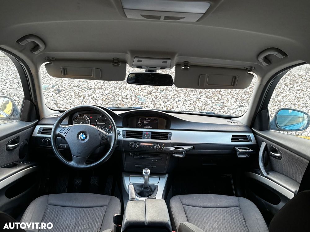 BMW Seria 3 316d - 14