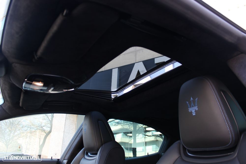 Maserati Ghibli GT Hybrid - 32